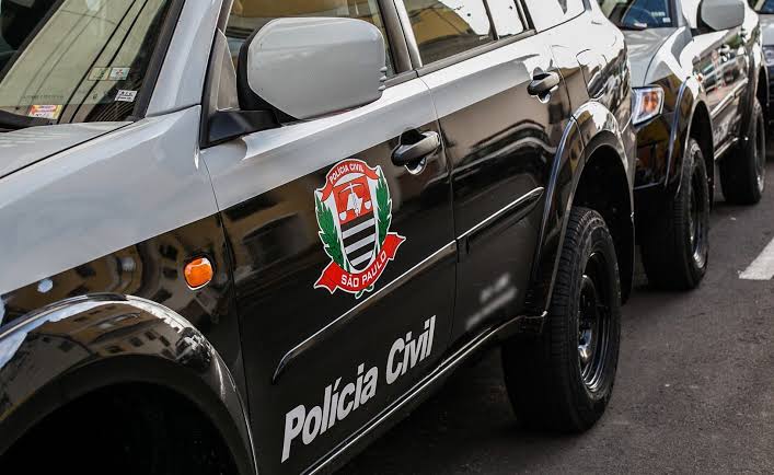 POLÍCIA CIVIL PRENDE HOMEM COM GRANDE QUANTIDADE DE DROGAS NA CIDADE DE CAMPOS DO JORDÃO