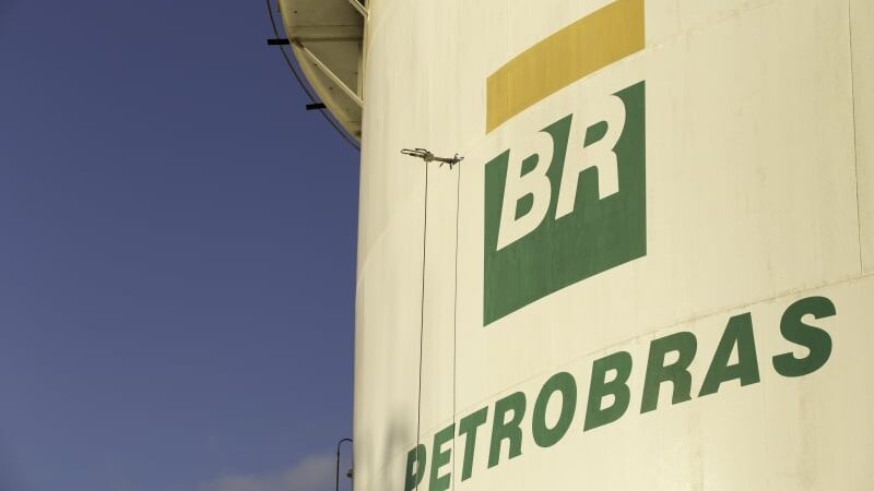 CONHEÇA A PRIMEIRA GASOLINA CARBONO NEUTRO QUE CHEGA AOS POSTOS DA PETROBRAS
