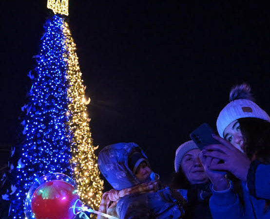 EM MEIO A GUERRA UCRÂNIA SE PREPARA PARA CELEBRAR NATAL EM 25 DE DEZEMBERO