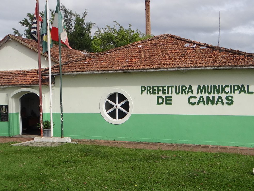 SOLENIDADE ENTREGA DE 50 CASAS POPULARES EM CANAS INTERIOR PAULISTA